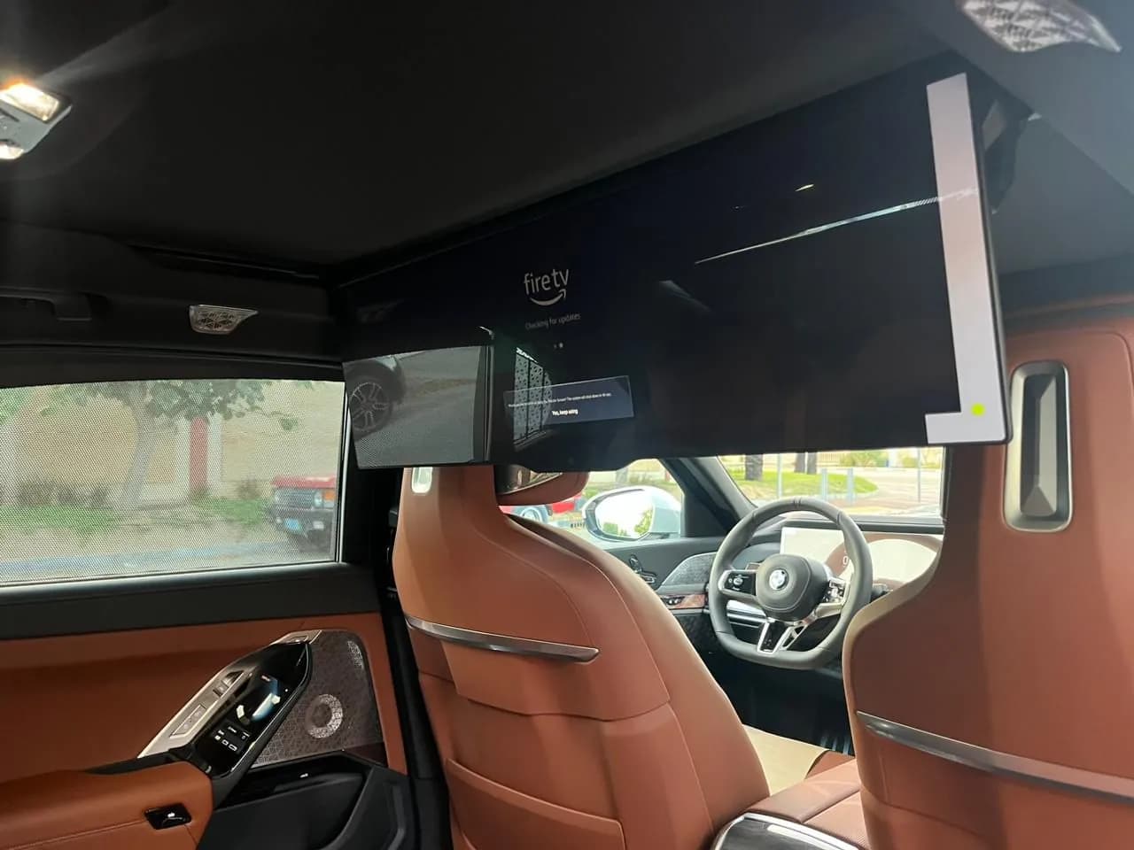 BMW 7 Series - image 4