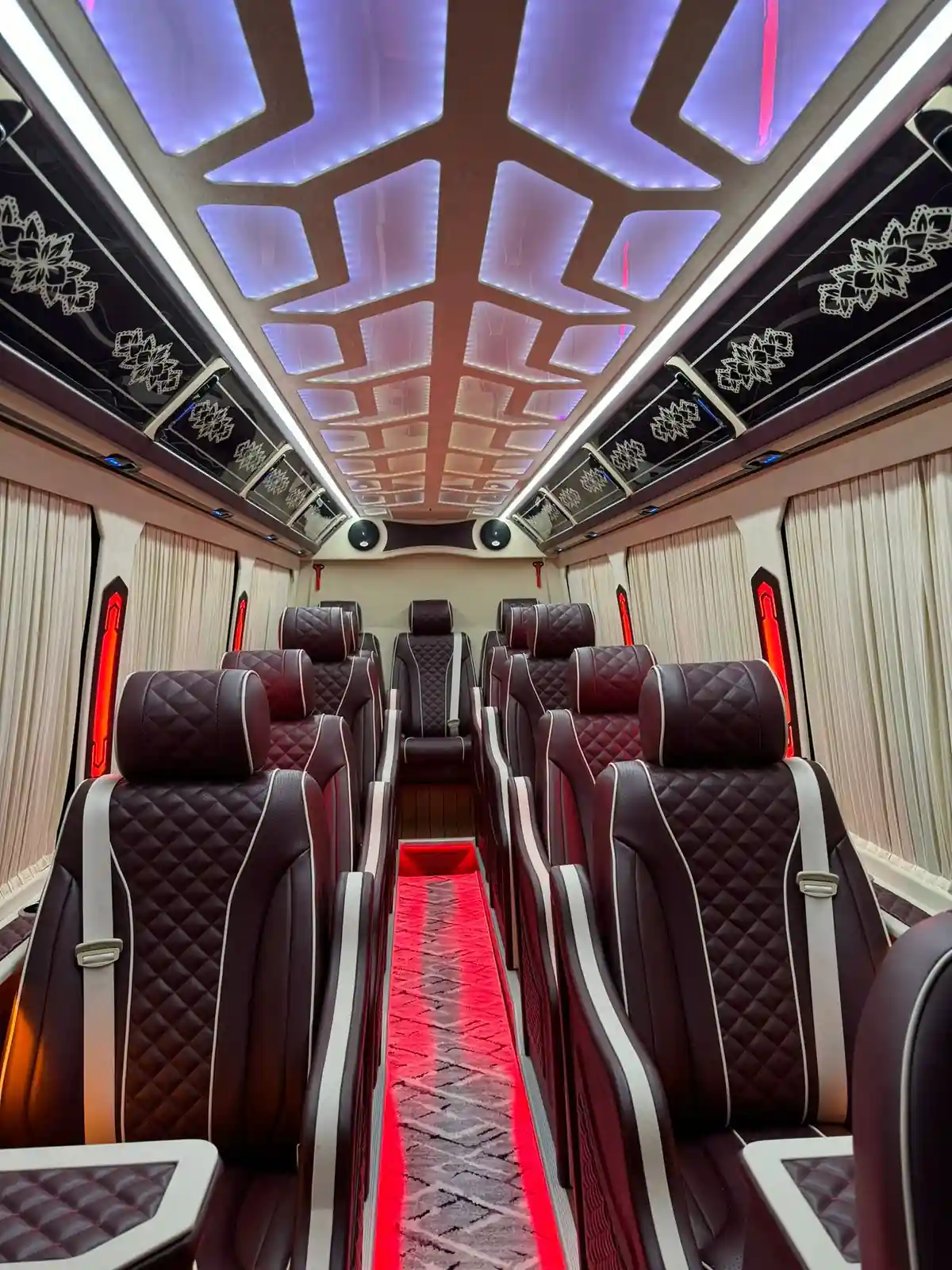 Mercedes Sprinter Avant Garde VIP - image 2