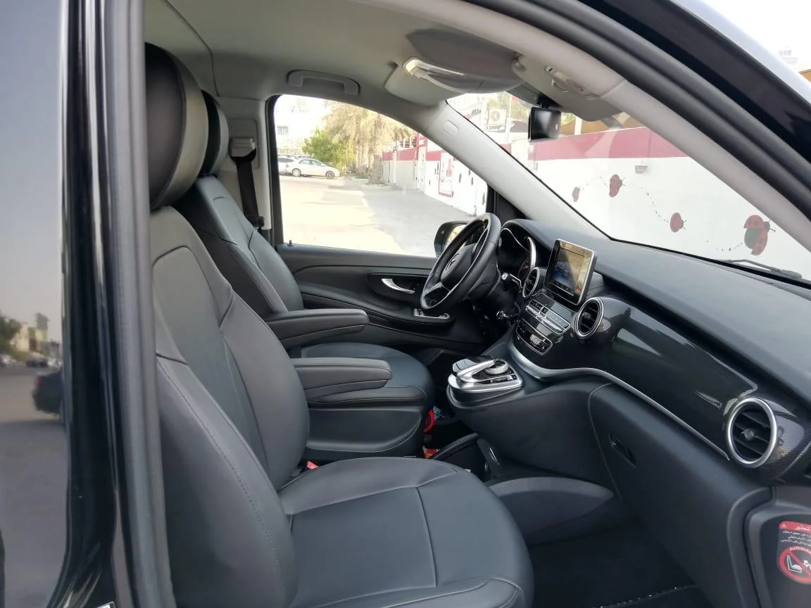 Mercedes Vito Tourer - image 4